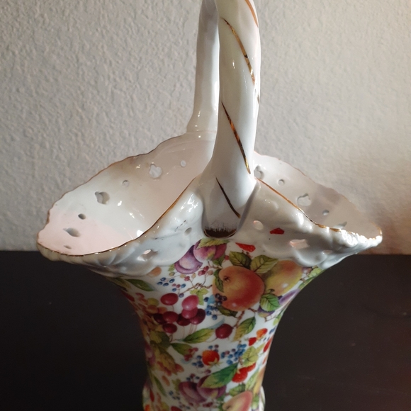 Formalities Baum Bros Orchard Collection 9" Handpainted Fine Porcelain Basket - Picture 1 of 7